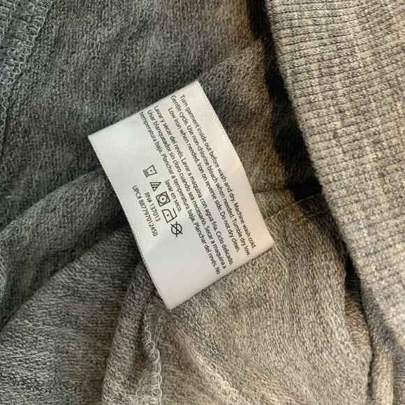 Wildfox Sweatshirt‎ Large Gray Pour Favor Statement Graphic Stretch L New - Picture 9 of 9